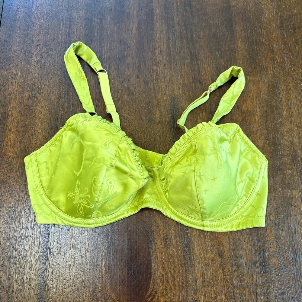 Savage x Fenty Heavenly Satin Unlined Balconette Bra Jacquard Green 38DD - Picture 3 of 10